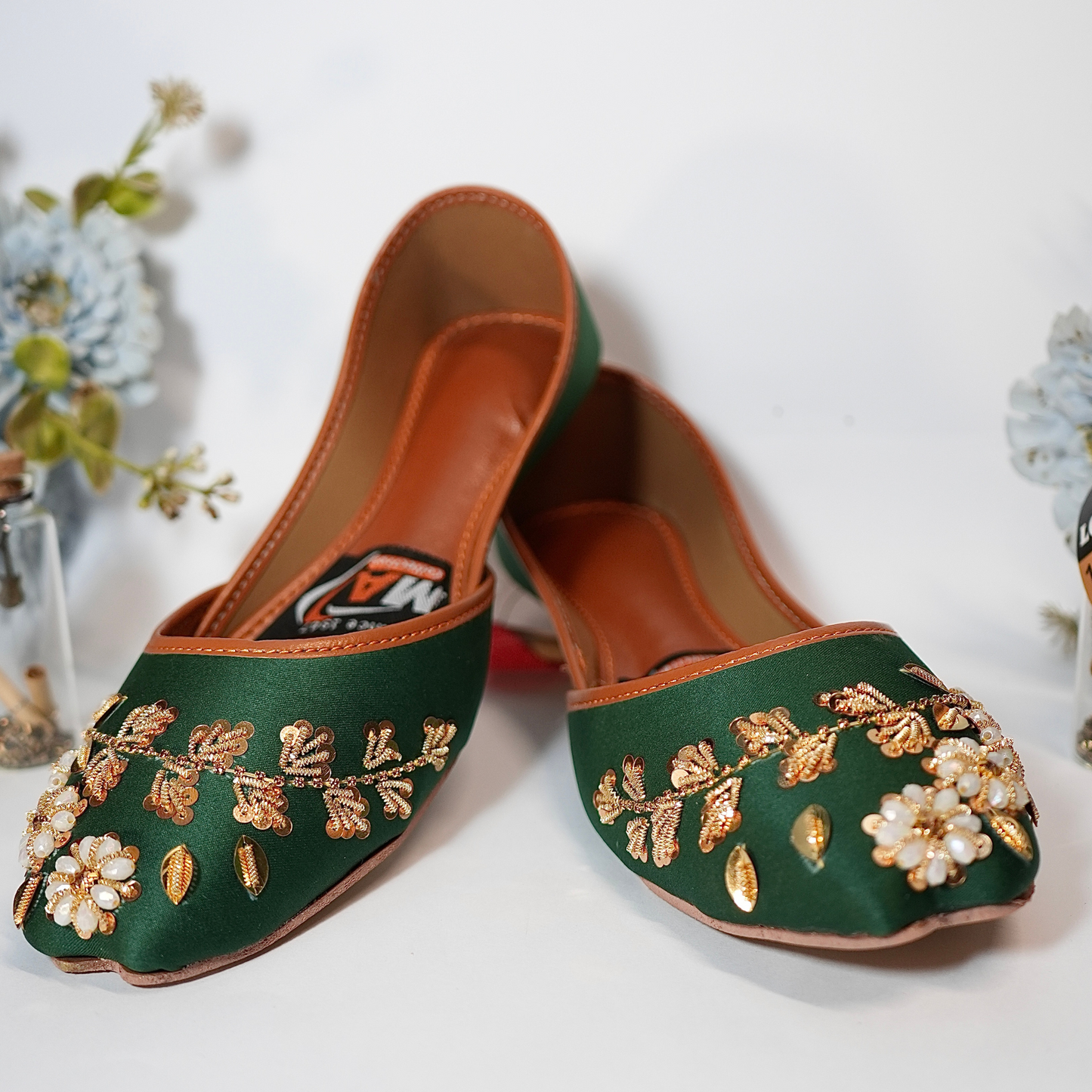 Floral Khussa