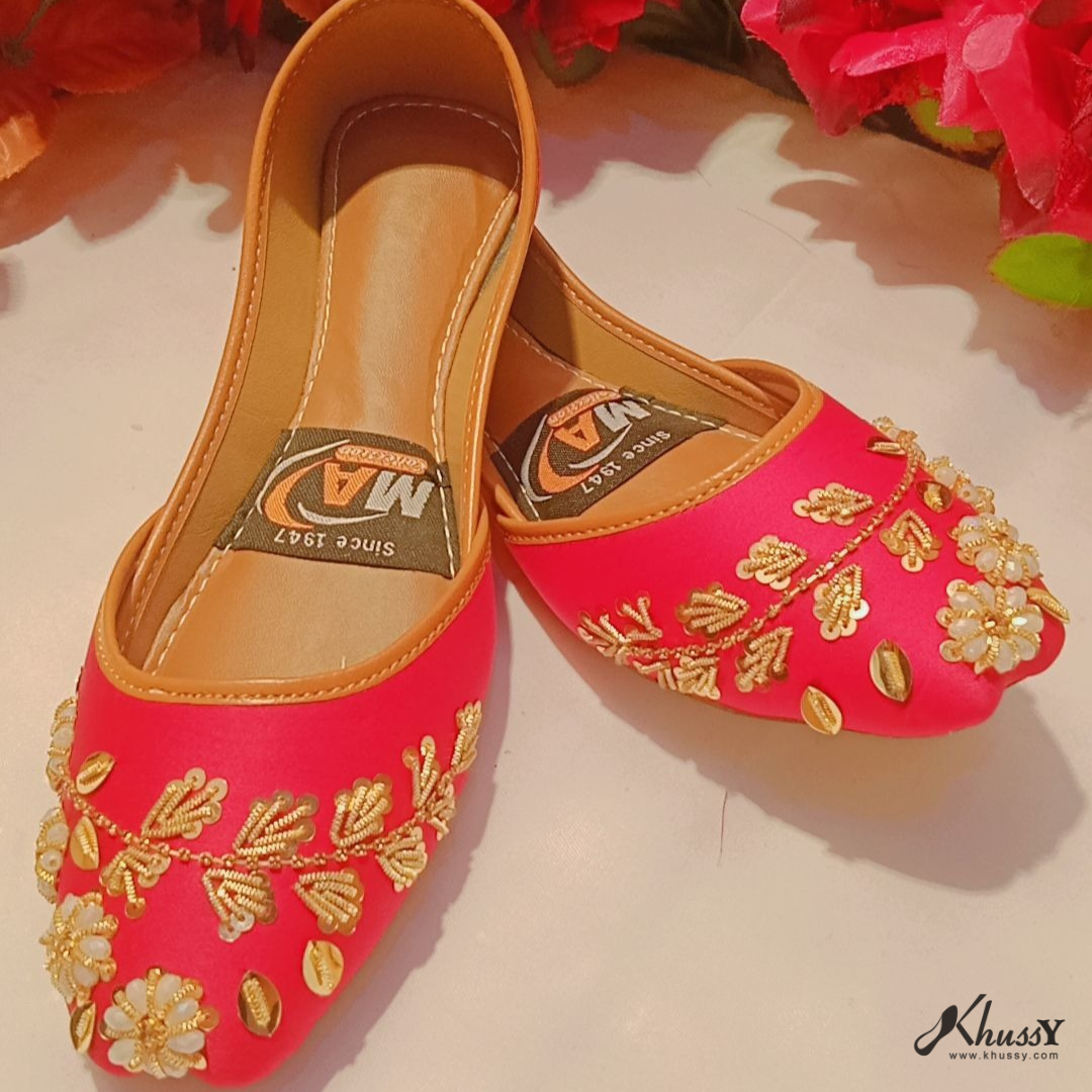 Floral Khussa