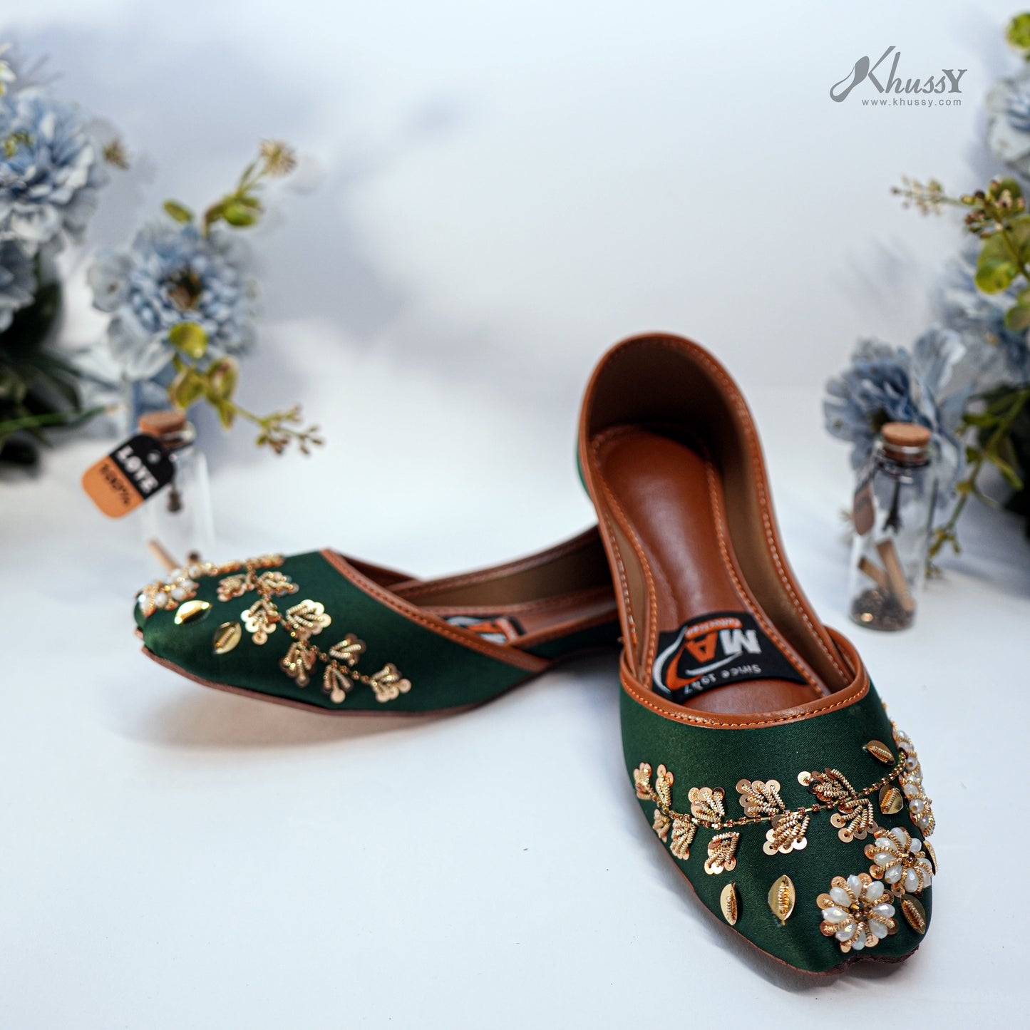 Floral Khussa